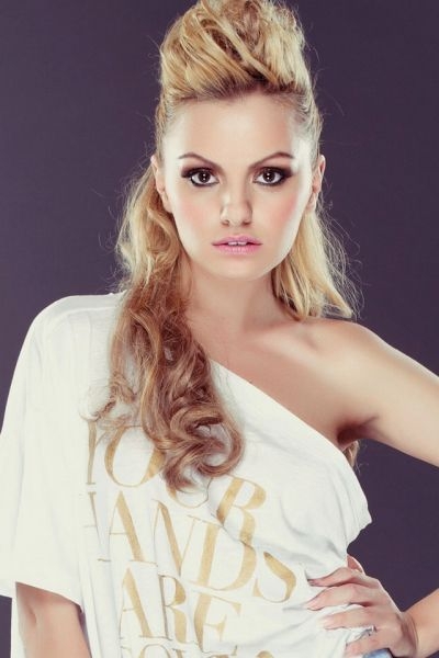 Alexandra stan фото