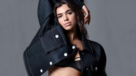 DUA LIPA
