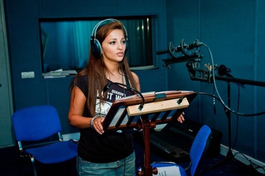 Теона Дольникова Теона Дольникова