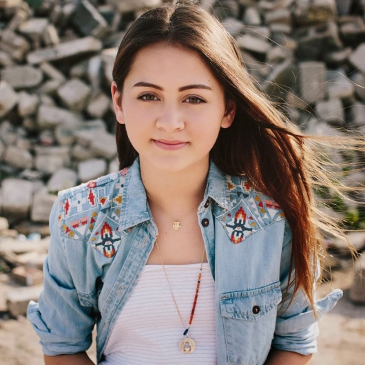 JASMINE THOMPSON JASMINE THOMPSON