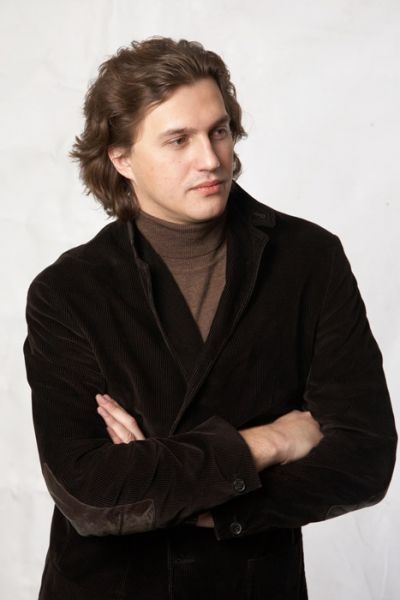 Виктор Набутов