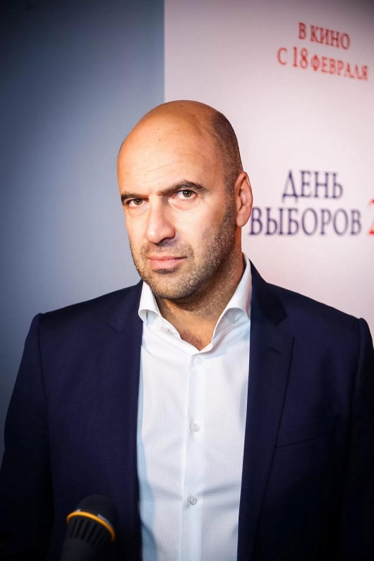 Ростислав Хаит