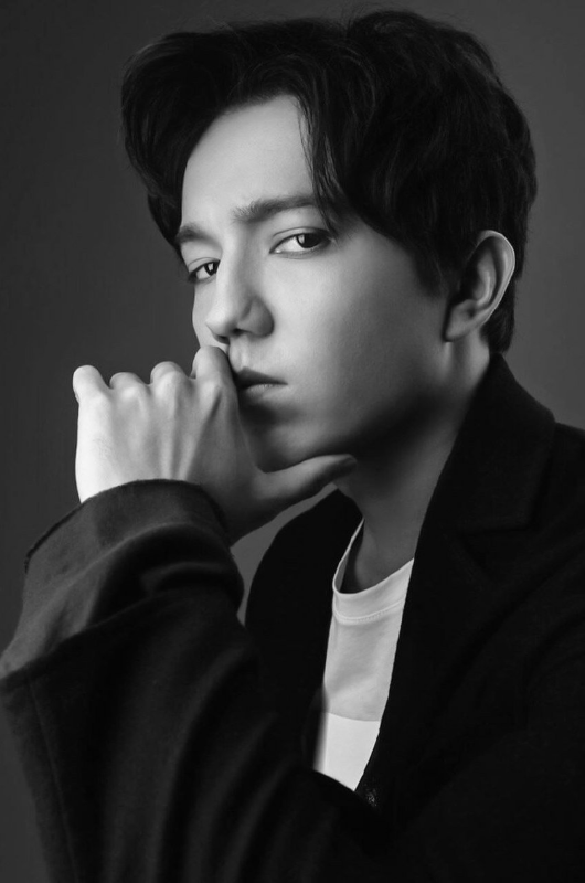 Димаш Кудайберген Димаш Кудайберген