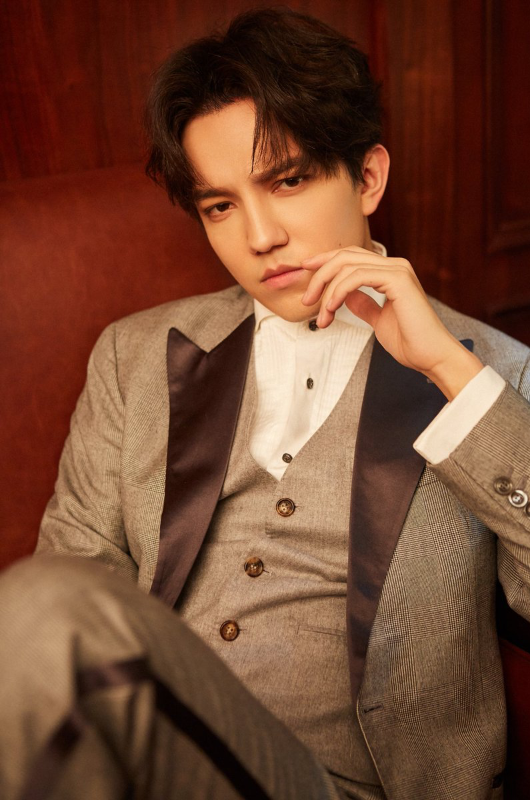 Димаш Кудайберген Димаш Кудайберген