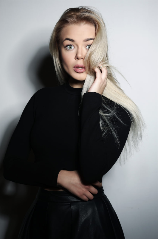 GROSU / Алина Гросу GROSU / Алина Гросу