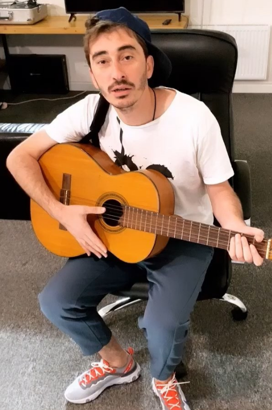 Артем Калайджян Артем Калайджян