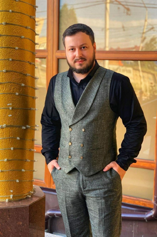 Ислам Мальсуйгенов Ислам Мальсуйгенов