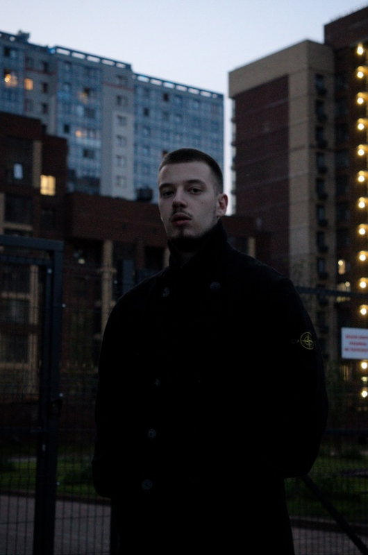 White GALLOWS White GALLOWS