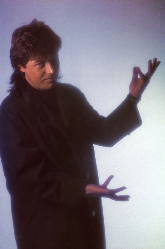 Ken Laszlo (Gianni Coraini) Ken Laszlo (Gianni Coraini)