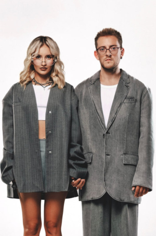 Nansi & Sidorov