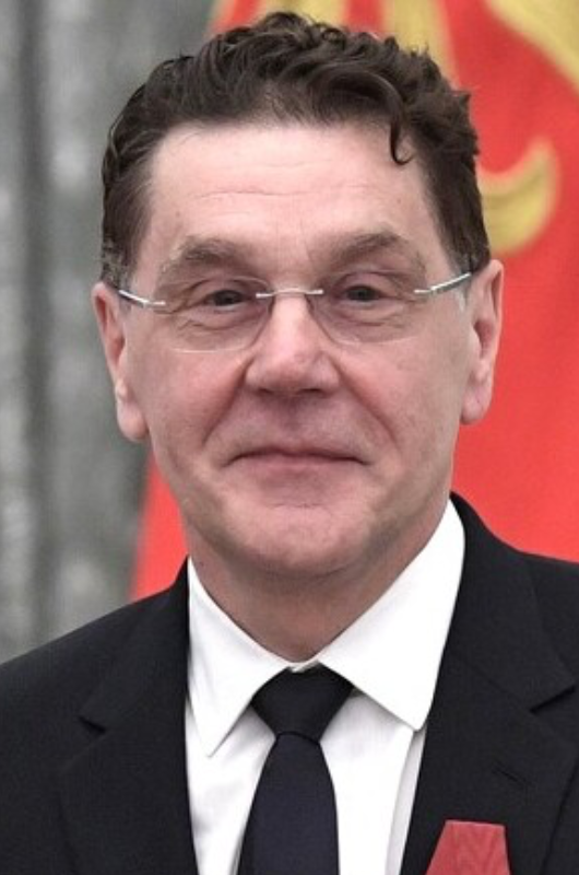 Сергей Маковецкий