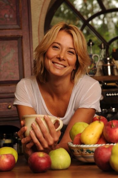 Юлия Высоцкая Юлия Высоцкая