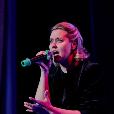 Как найти свой голос: интервью с Владиславой Соловьёвой