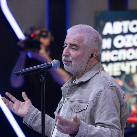 Сосо Павлиашвили представил альбом «Девчонке хочется гулять» живым концертом в новой студии «Авторадио»