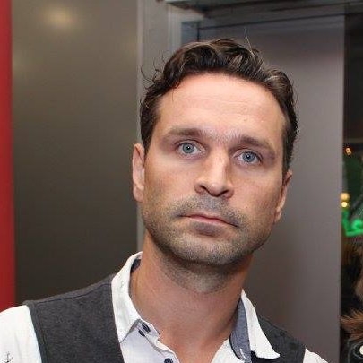 Виктор Добронравов исполнит джаз в Доме музыки