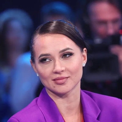 О разрушенных судьбах популярных блогеров расскажут в «Они потрясли мир»
